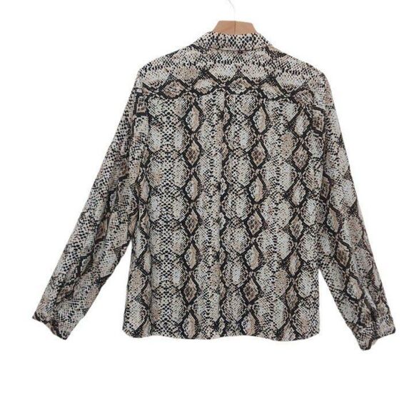 The Limited Blouse Womens Petite Medium Beige Roll Tab Sleeve Snake Print V-Neck - Picture 2 of 12